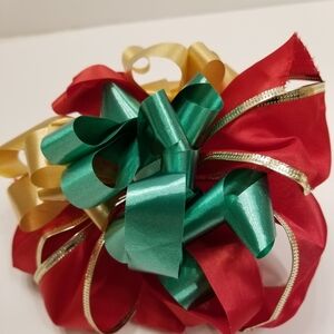 1 Large Red Green Gold White Christmas Messy Bow Curling Fabric Wired Ribbons
